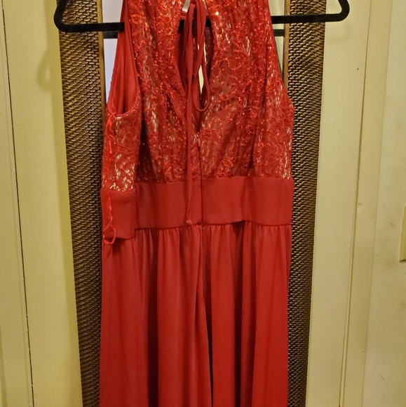 Red dress with sparkle top evening gown style - Picture 2 of 5